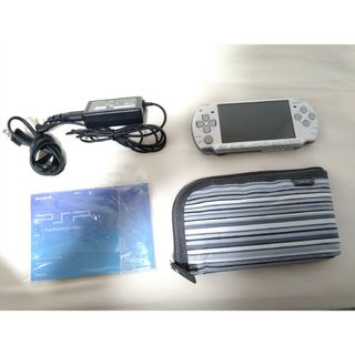 プレイステーションポータブル(PlayStation Portable)のpsp本体 psp2000 充電器(携帯用ゲーム機本体)