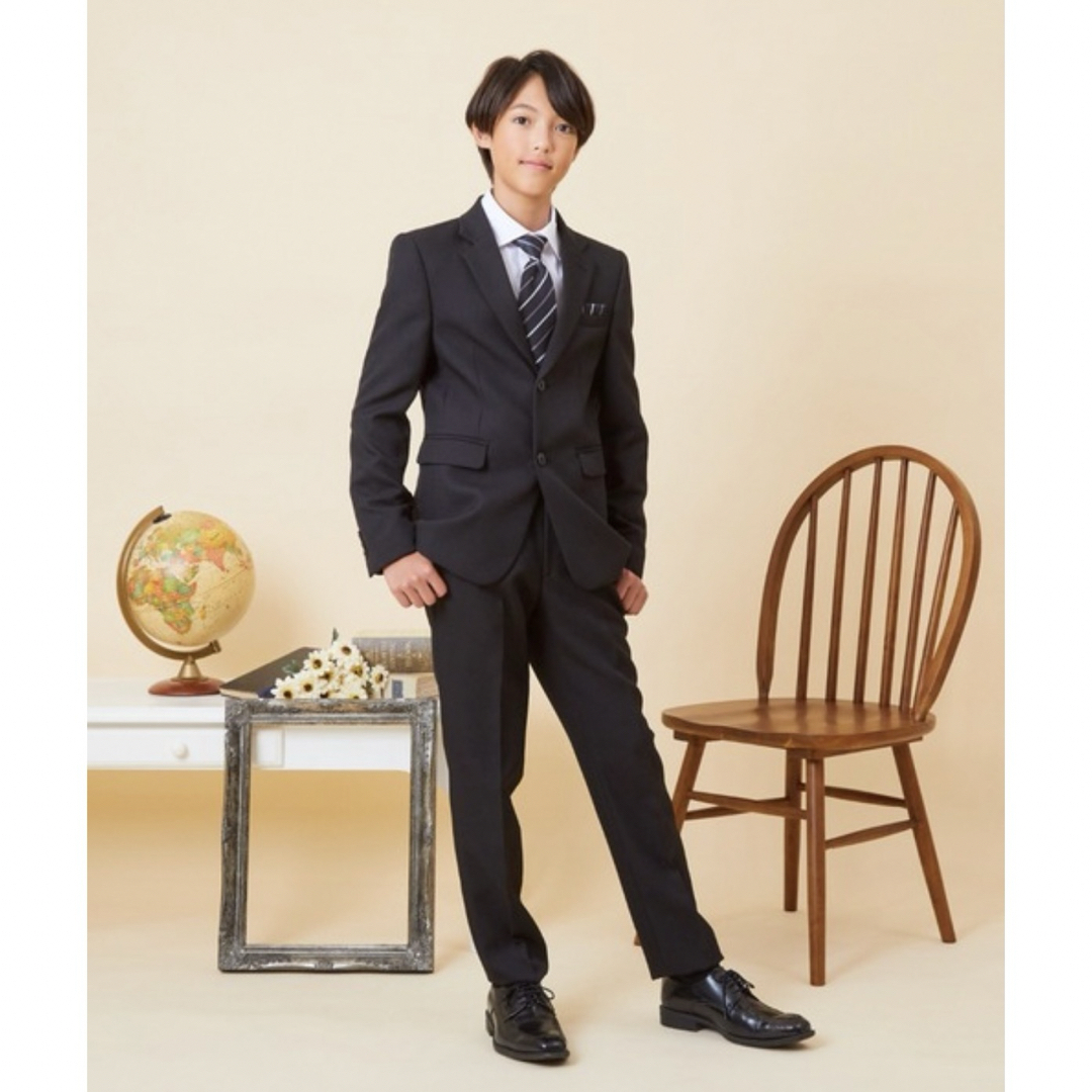 CHOPIN(ショパン)の【美品】Ready Freddy レジメンタルタイのベーシックスーツセット150 キッズ/ベビー/マタニティのキッズ服男の子用(90cm~)(ドレス/フォーマル)の商品写真