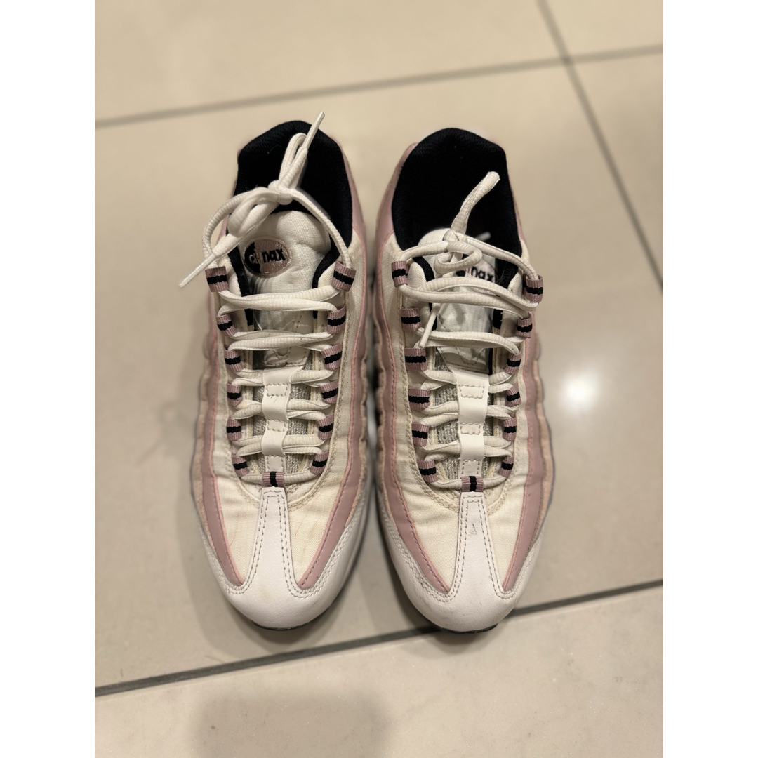 NIKE(ナイキ)のNIKE AIR MAX 95 レディース 24.5cm レディースの靴/シューズ(スニーカー)の商品写真