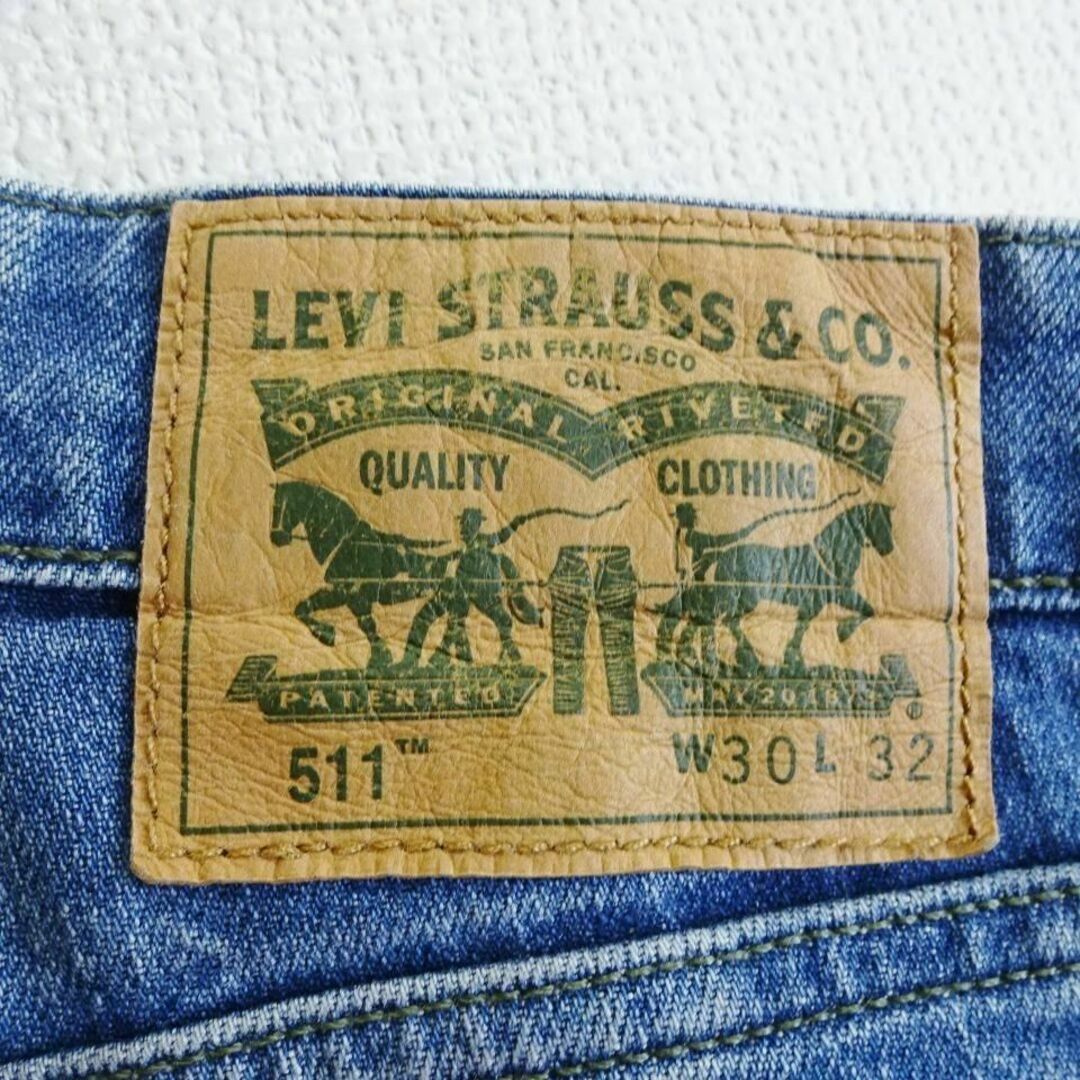 Levi's(リーバイス)のリーバイス　511　W79cm　スリムデニム　ストレッチ　明青　Sz.30 メンズのパンツ(デニム/ジーンズ)の商品写真