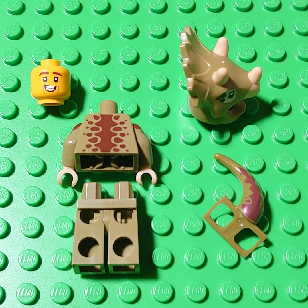 Lego(レゴ)の【新品】LEGO ミニフィギュアシリーズ２５ トリケラトプス・ガイ レゴ キッズ/ベビー/マタニティのおもちゃ(知育玩具)の商品写真