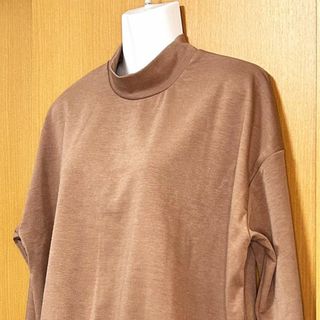 エモダ(EMODA)の【新品・近日処分】EMODA トップス 長袖 ブラウン(カットソー(長袖/七分))