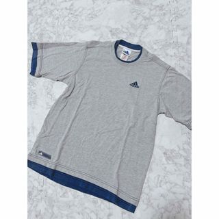 アディダス(adidas)のadidas Tシャツ(Tシャツ/カットソー(半袖/袖なし))