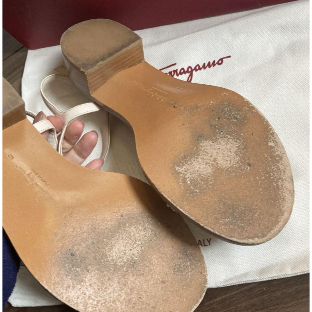 Salvatore Ferragamo(サルヴァトーレフェラガモ)のフェラガモ　サンダル レディースの靴/シューズ(サンダル)の商品写真