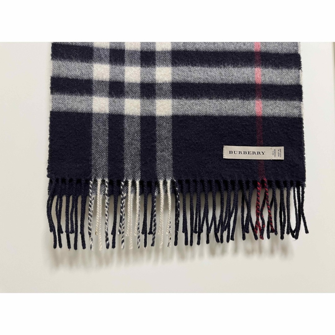 BURBERRY バーバリー マフラー カシミア100% 濃紺 ネイビー系 美品 BURBERRY バーバリー マフラー カシミア100% 濃紺 ネイビー系 美品