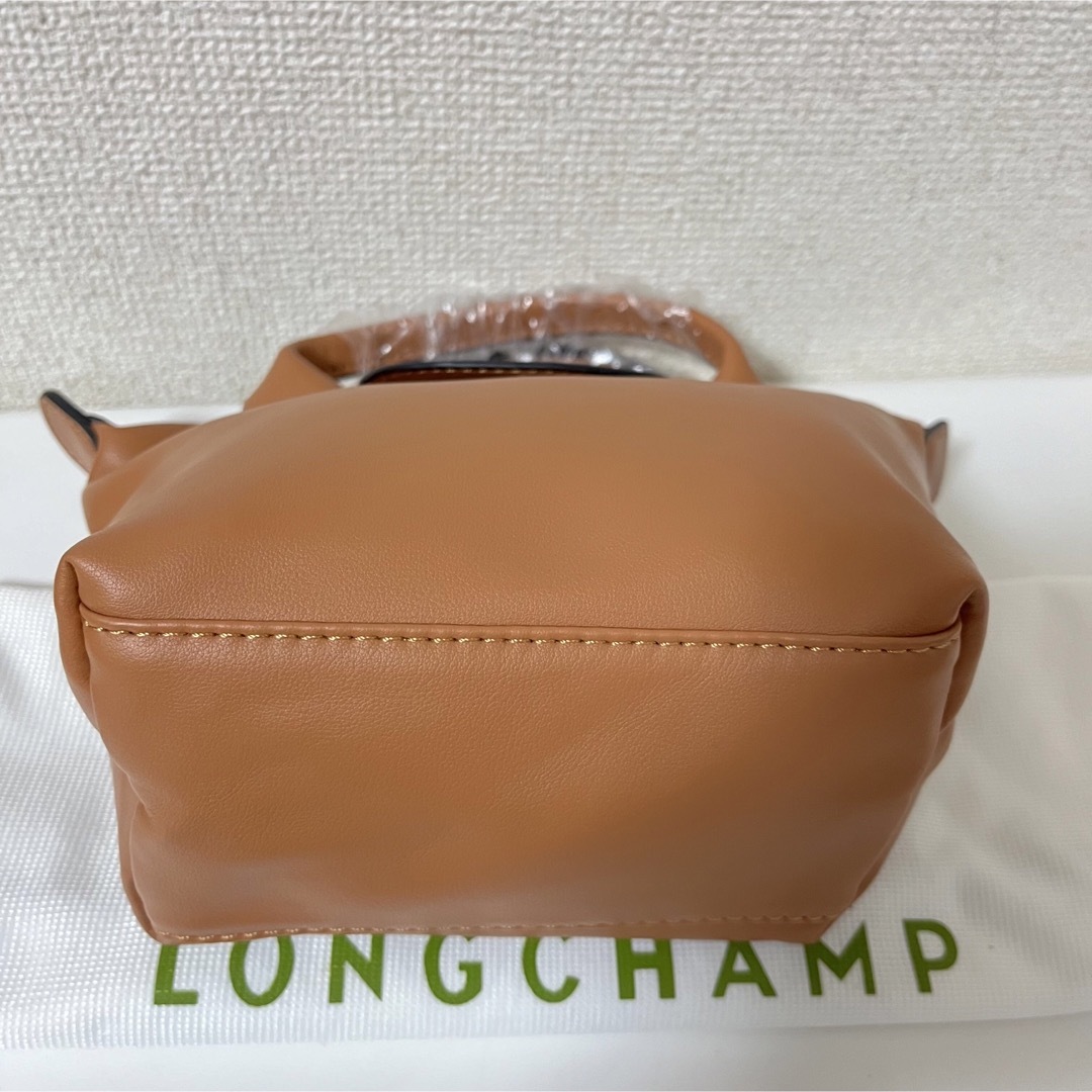 LONGCHAMP(ロンシャン)の【新品】ロンシャン ルプリアージュキュイールXSレザー最新色ブラウン レディースのバッグ(ショルダーバッグ)の商品写真