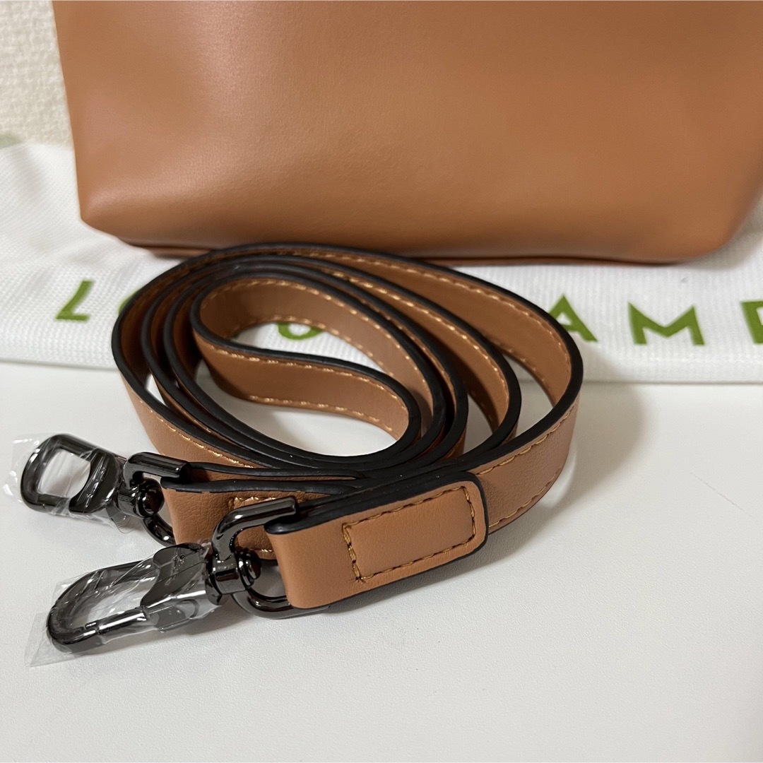 LONGCHAMP(ロンシャン)の【新品】ロンシャン ルプリアージュキュイールXSレザー最新色ブラウン レディースのバッグ(ショルダーバッグ)の商品写真