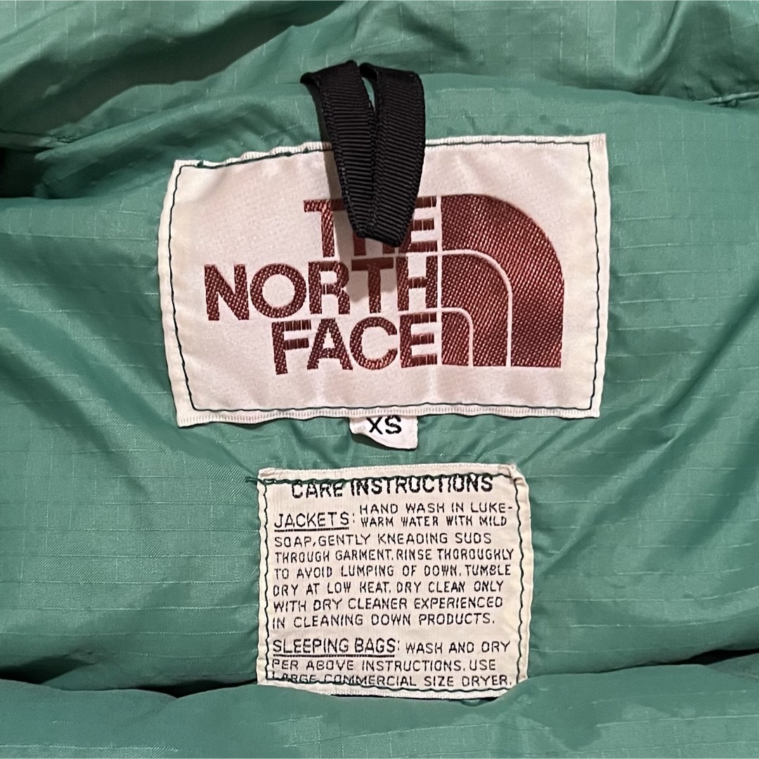 THE NORTH FACE(ザノースフェイス)のノースフェイス　ダウン　ベスト　茶タグ　the north face レアカラー メンズのジャケット/アウター(ダウンベスト)の商品写真