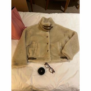 新品✨ leinwande✨ Faux Fur Jacket  ✨の通販 by Minty's shop｜ラクマ