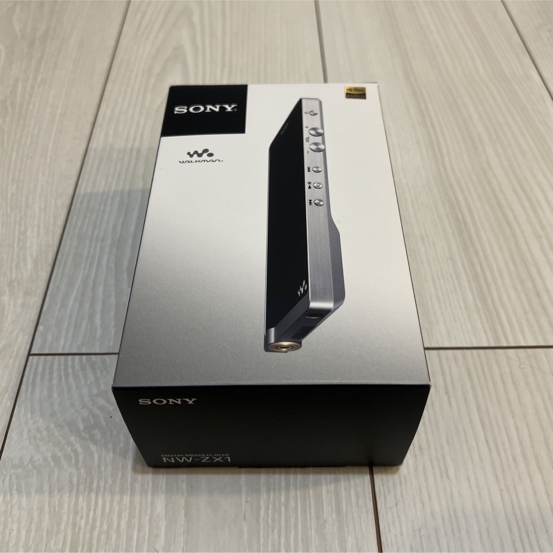 WALKMAN(ウォークマン)の新品未使用　SONY ウォークマンNW-ZX1 スマホ/家電/カメラのオーディオ機器(ポータブルプレーヤー)の商品写真