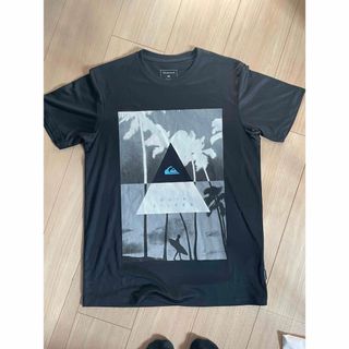 クイックシルバー(QUIKSILVER)のかず様専用　クイックシルバー   Tシャツ　黒Mサイズ　白Lサイズセット(Tシャツ/カットソー(半袖/袖なし))