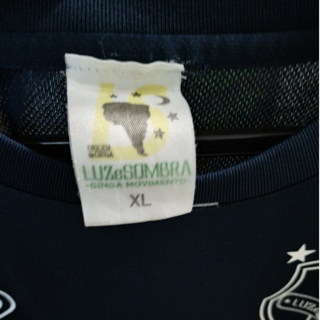 LUZ(ルース)のルースイソンブラ　プラクティスシャツXL スポーツ/アウトドアのサッカー/フットサル(ウェア)の商品写真