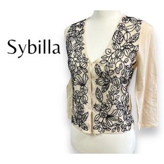 シビラ(Sybilla)のシビラ　花柄刺繍ニットカーディガン　ベージュ　Mサイズ(カーディガン)