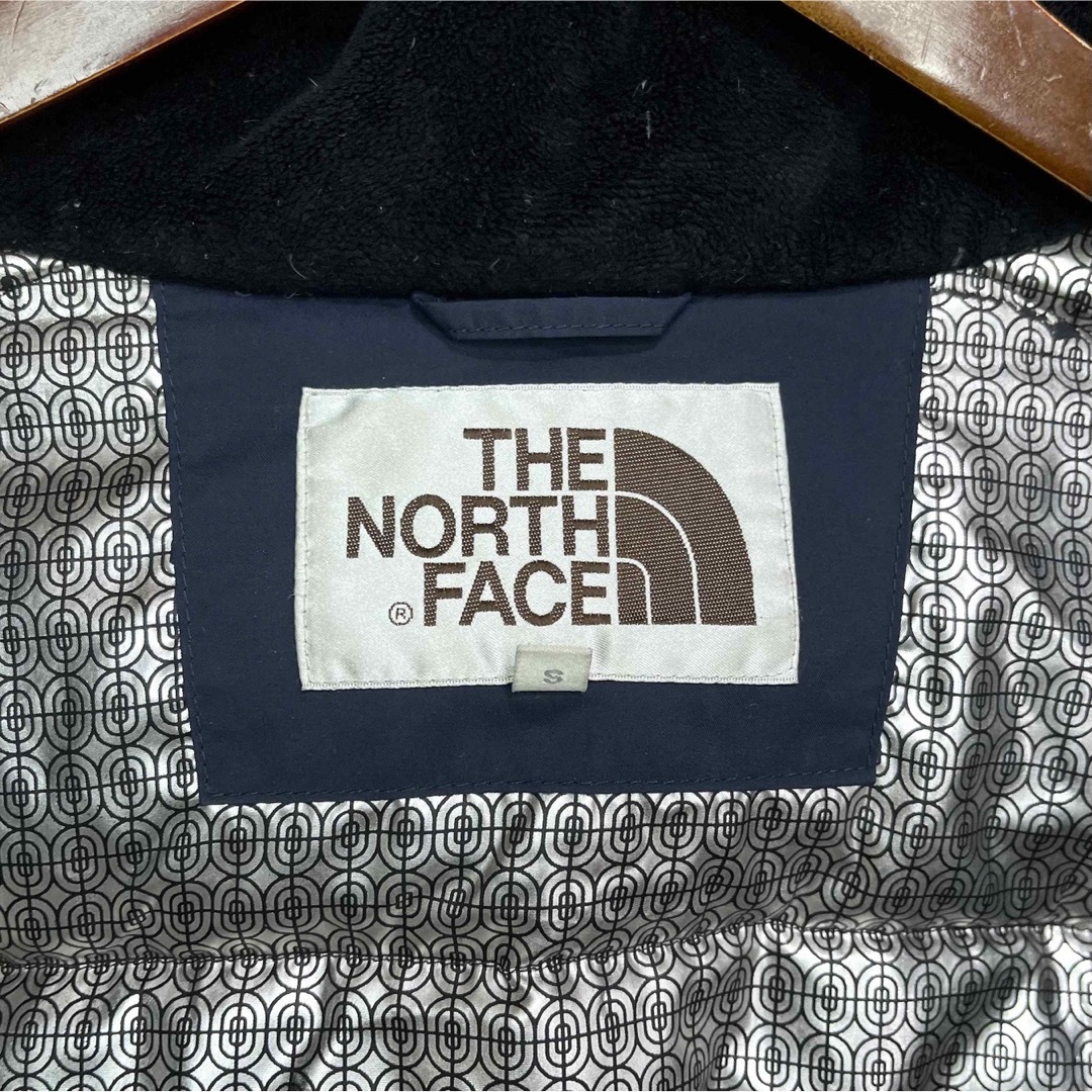 THE NORTH FACE(ザノースフェイス)の美品人気! ノースフェイス ダウンジャケット メンズS 透湿防水 フード着脱可 メンズのジャケット/アウター(ダウンジャケット)の商品写真