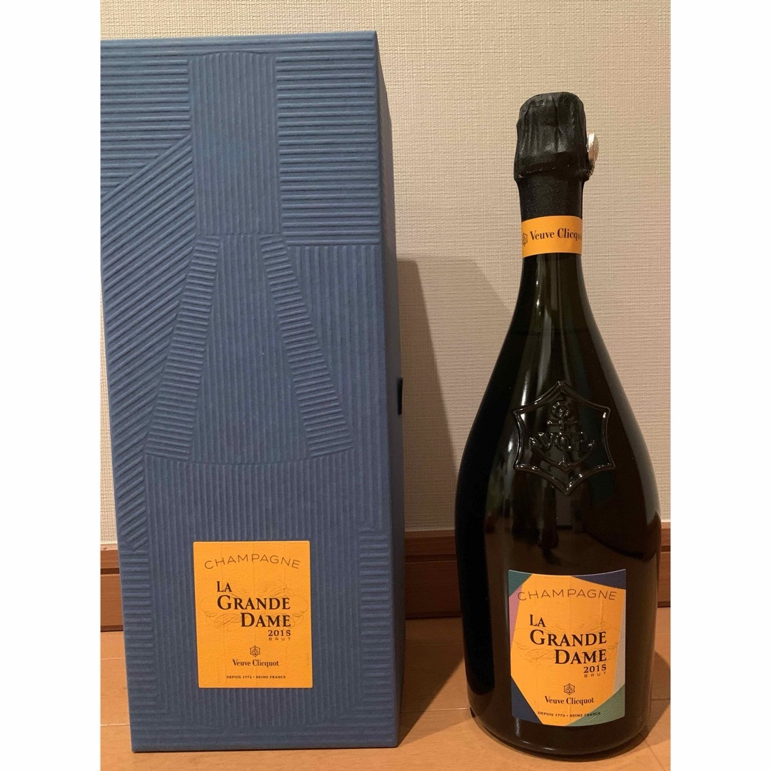 ヴーヴ クリコ(ヴーヴクリコ)のVeuve Clicquot  LA GRANDE DAME 2015 RRUT 食品/飲料/酒の酒(シャンパン/スパークリングワイン)の商品写真