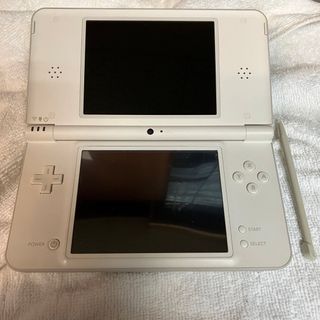 ニンテンドーDS(ニンテンドーDS)のニンテンドー DSI LL ホワイト　【美品】　(携帯用ゲーム機本体)