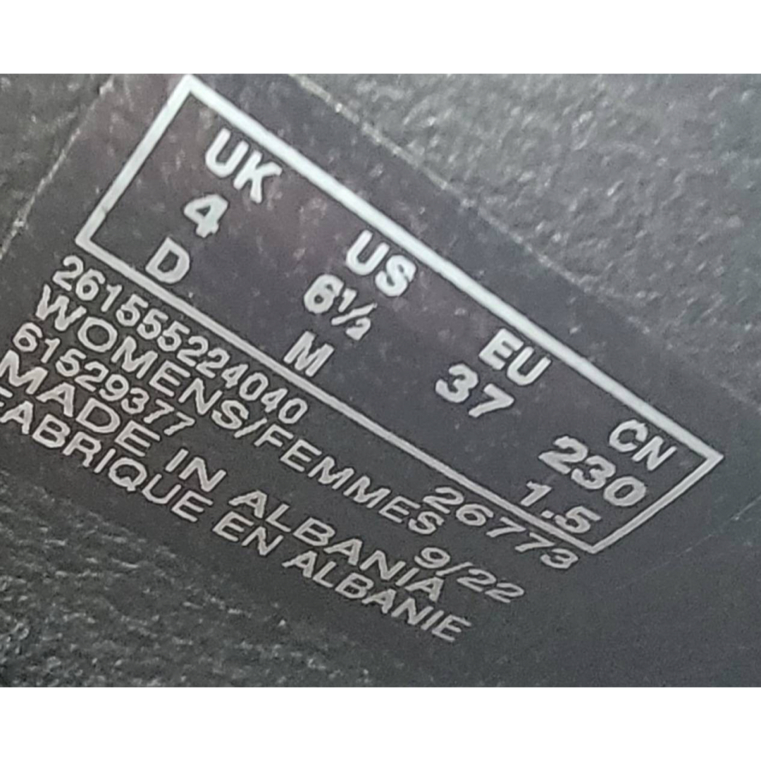 Clarks(クラークス)のクラークス ワラビー ブラック スエード 23cm レディースの靴/シューズ(ブーツ)の商品写真