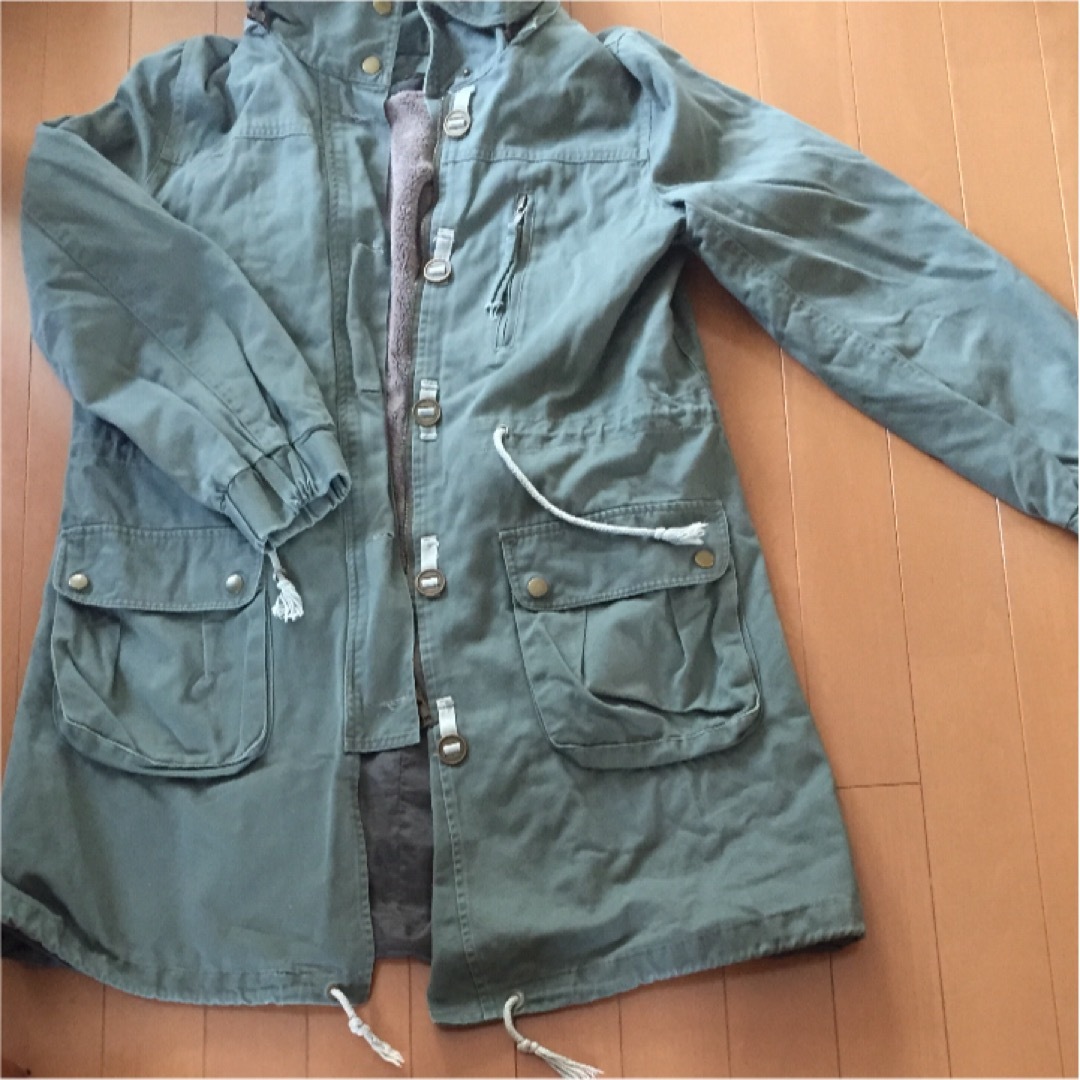 カーキ色 ミリタリーコート モッズコート レディースのジャケット/アウター(モッズコート)の商品写真