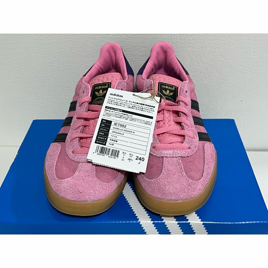 adidas(アディダス)の【新品】24cm adidas GAZELLE INDOOR ブリスピンク レディースの靴/シューズ(スニーカー)の商品写真