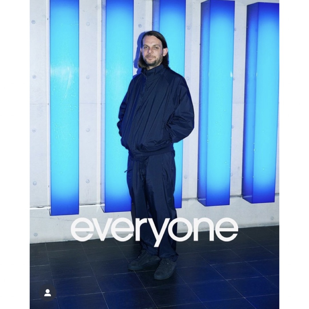 everyone epic nylon track jacket navy | フリマアプリ ラクマ