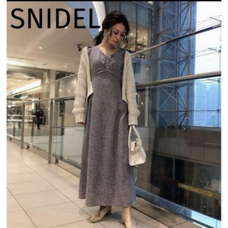 snidel／スナイデル　パフスリーブワンピース　ダークパープル　１