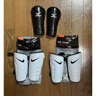 NIKE - 　新品NIKE Jガード S すねあて　シンガード　マジックテープ　白　ミズノ黒