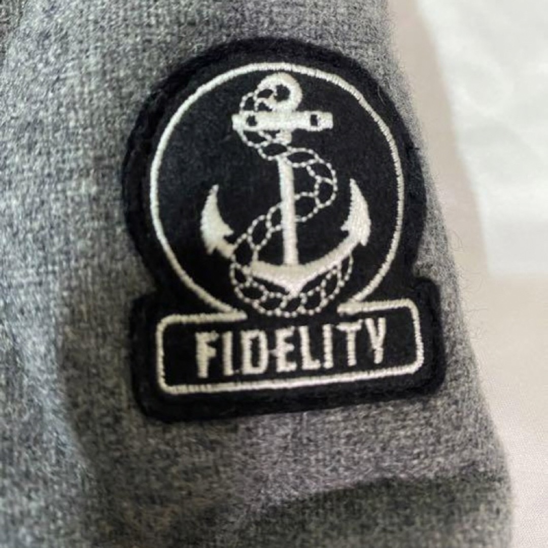 FIDELITY(フェデリティー)のFIDELITY フィデリティ　キルティングジャケット　グレーフード付き　M メンズのジャケット/アウター(ナイロンジャケット)の商品写真