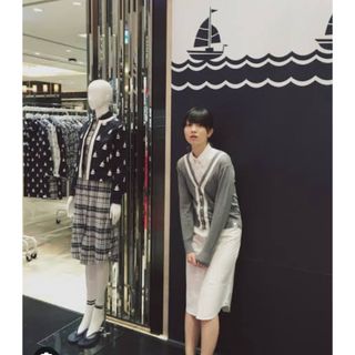 THOM BROWNE - トムブラウン koe ウール セーラーデザイン カーディガン