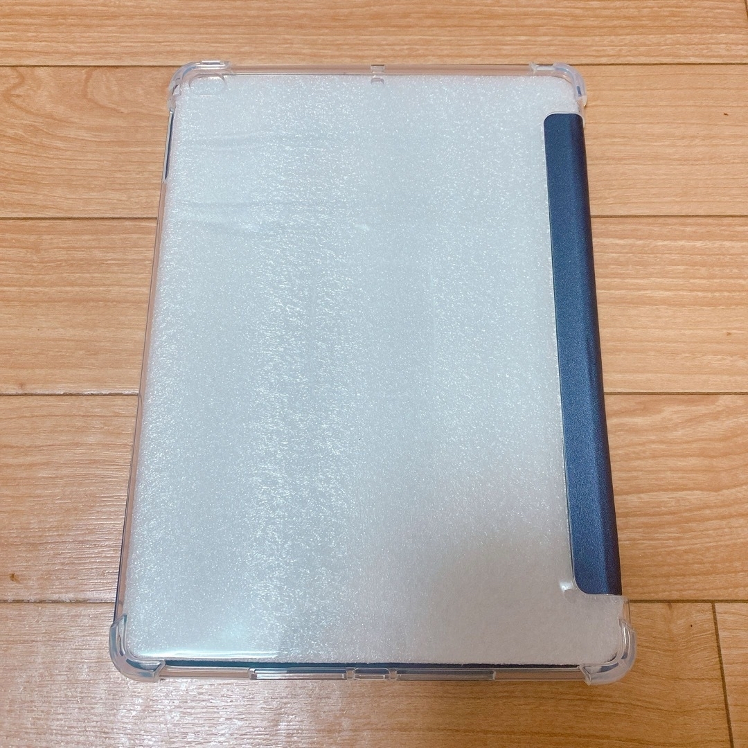 iPad Airケース　全面保護　三つ折りスタンド　ネイビーブルー スマホ/家電/カメラのスマホアクセサリー(iPadケース)の商品写真