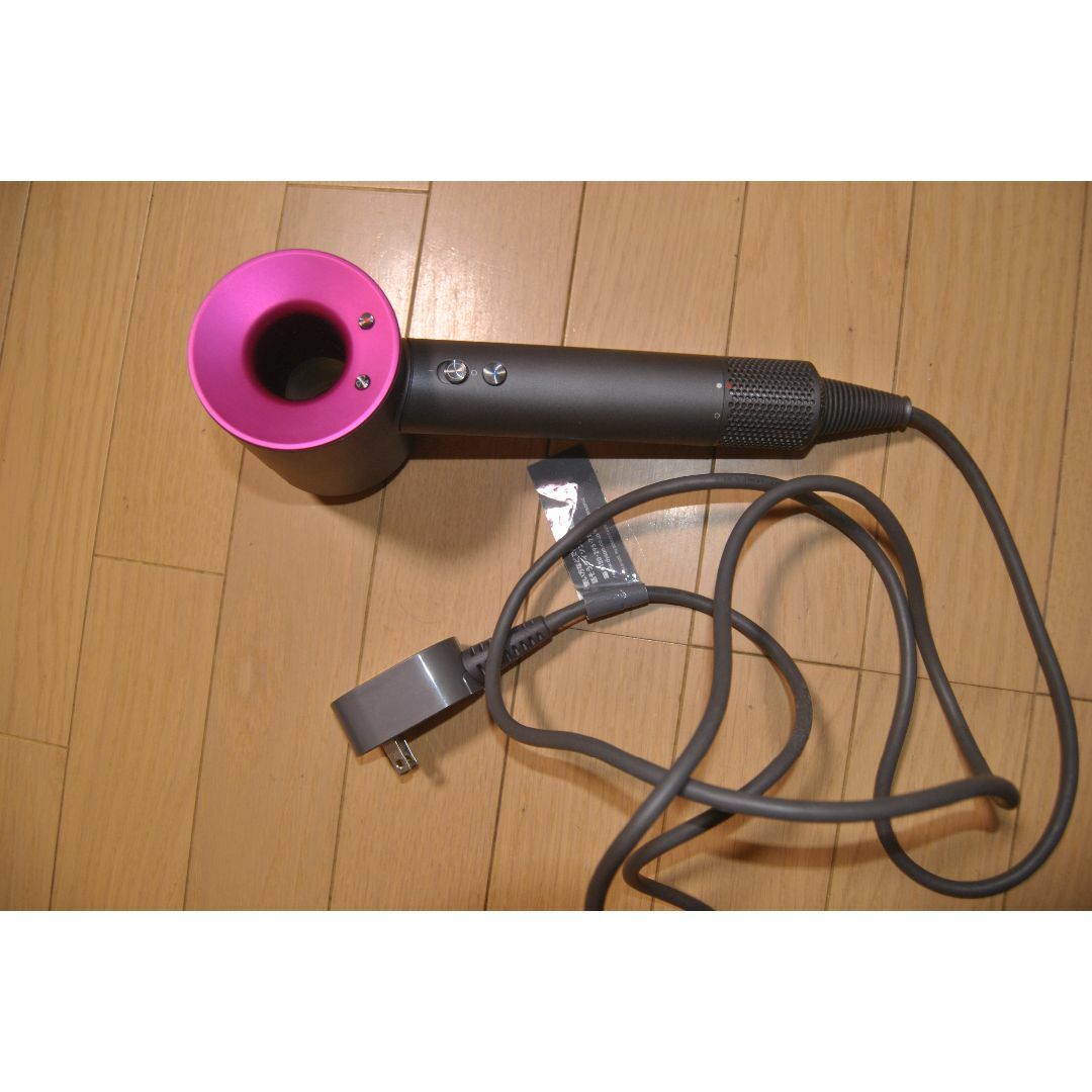 Dyson(ダイソン)の02062ダイソン　スーパーソニックヘアドライヤーHD01　動作美品 スマホ/家電/カメラの美容/健康(ドライヤー)の商品写真