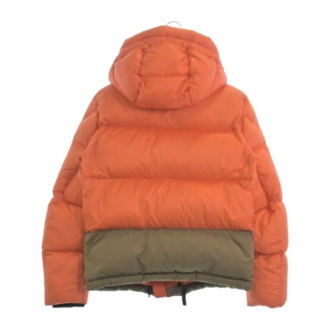 MONCLER(モンクレール)のMONCLER ダウンジャケット/ダウンベスト 0(XS位) オレンジ 【古着】【中古】 メンズのジャケット/アウター(ダウンジャケット)の商品写真