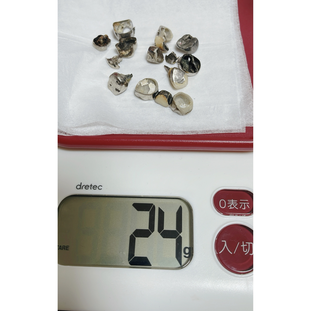 除去冠　撤去冠　金パラ24g ゴールド7g 合計31g コスメ/美容のオーラルケア(歯ブラシ/デンタルフロス)の商品写真