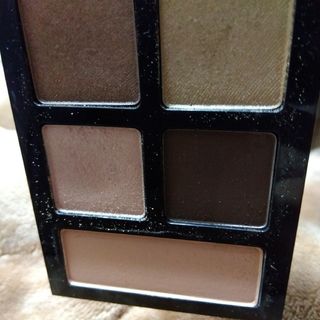 ボビイブラウン(BOBBI BROWN)のボビイブラウン  BOBBI BROWNとミルクタッチ　アイシャドウ(アイシャドウ)