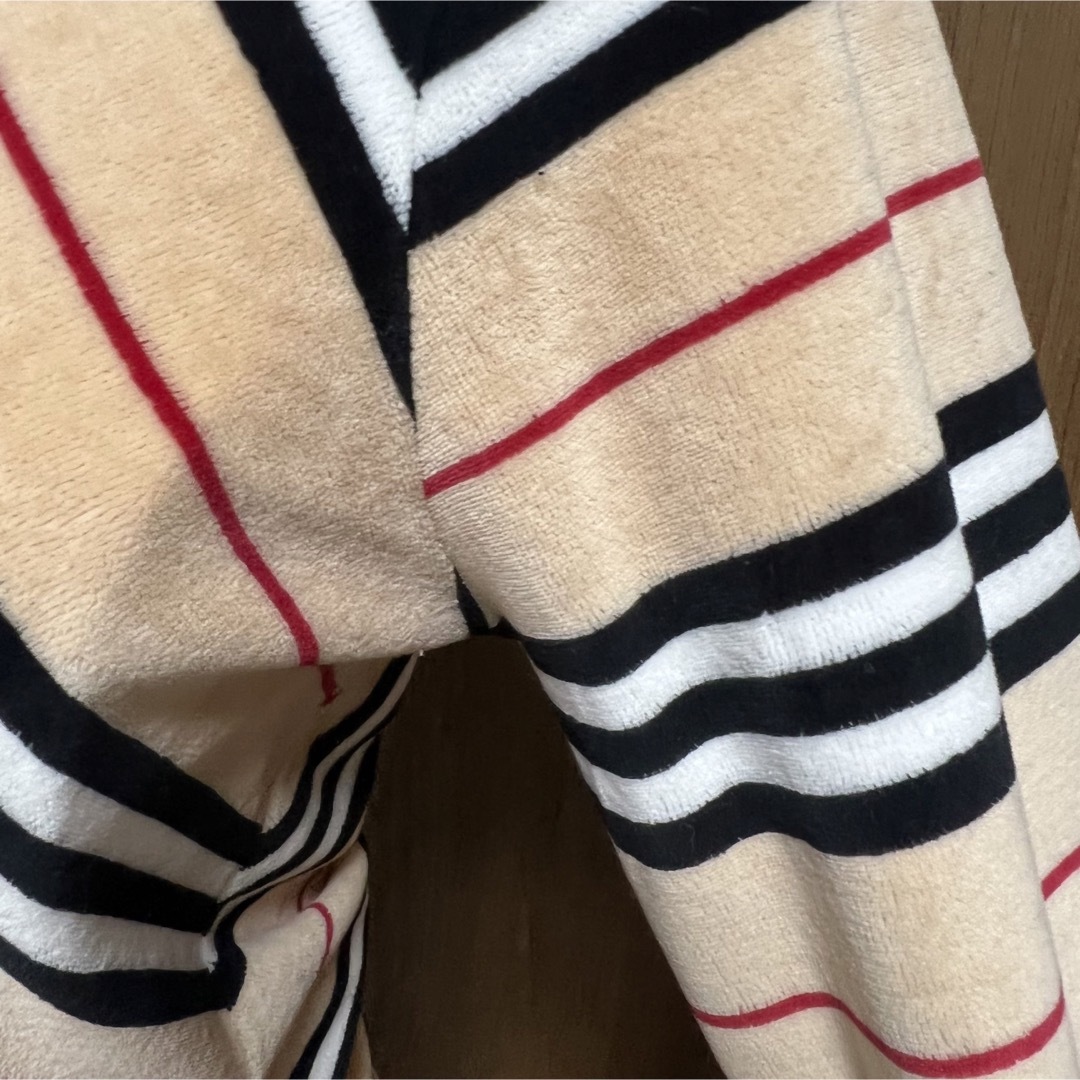 BURBERRY(バーバリー)のBurberry London バーバリーロンドン レディースのトップス(トレーナー/スウェット)の商品写真