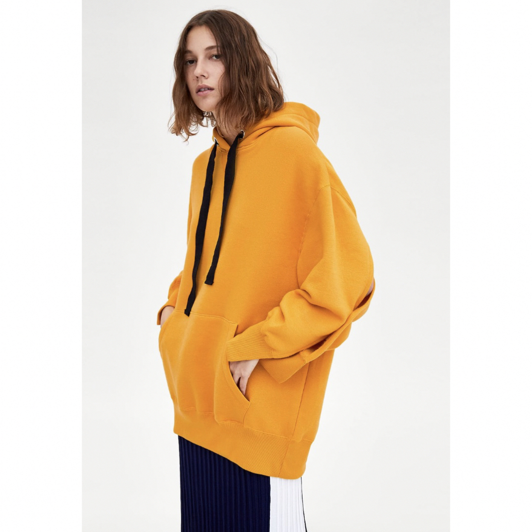 ZARA(ザラ)の新品☆ZARA ザラ フード付きスウェットパーカー トップス レディースのトップス(パーカー)の商品写真