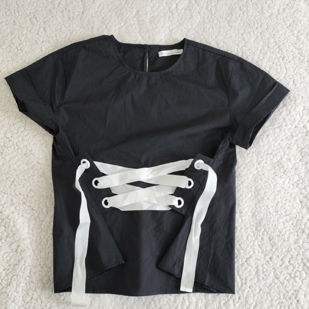 【送料無料】Ra Donna ブラック シャツ カットソー ブラウス リボン レディースのトップス(シャツ/ブラウス(半袖/袖なし))の商品写真