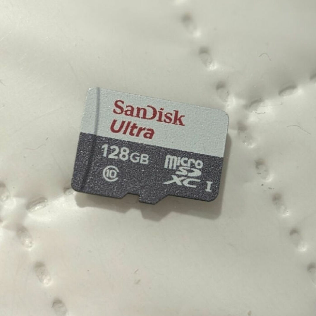 SanDisk(サンディスク)のSanDisk　ウルトラ　MicroSD 128GB エンタメ/ホビーのゲームソフト/ゲーム機本体(その他)の商品写真