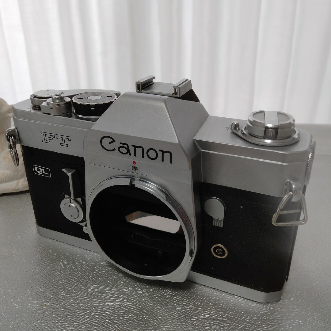 Canon(キヤノン)のCANON FT QL フィルムカメラボディ♫ スマホ/家電/カメラのカメラ(フィルムカメラ)の商品写真