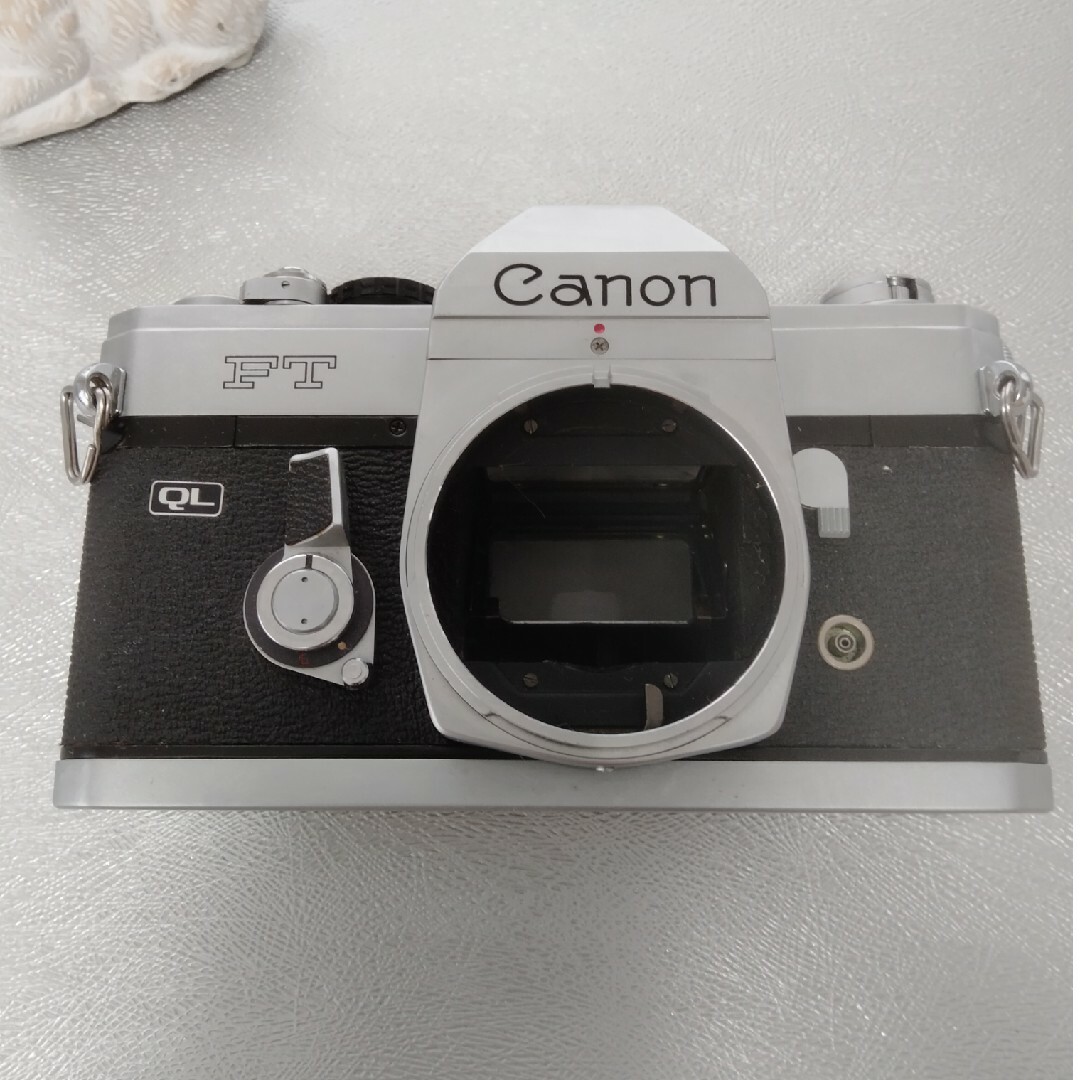 Canon(キヤノン)のCANON FT QL フィルムカメラボディ♫ スマホ/家電/カメラのカメラ(フィルムカメラ)の商品写真