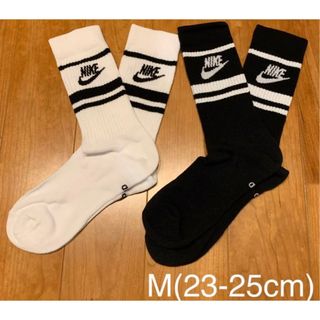 ナイキ(NIKE)の新品　ナイキ　M(23-25cm)  エッセンシャル　クルーソックス　2足セット(ソックス)