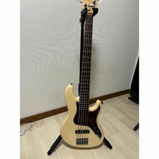 フェンダー(Fender)の2/10までFender American Deluxe Jazz Bass V(エレキベース)