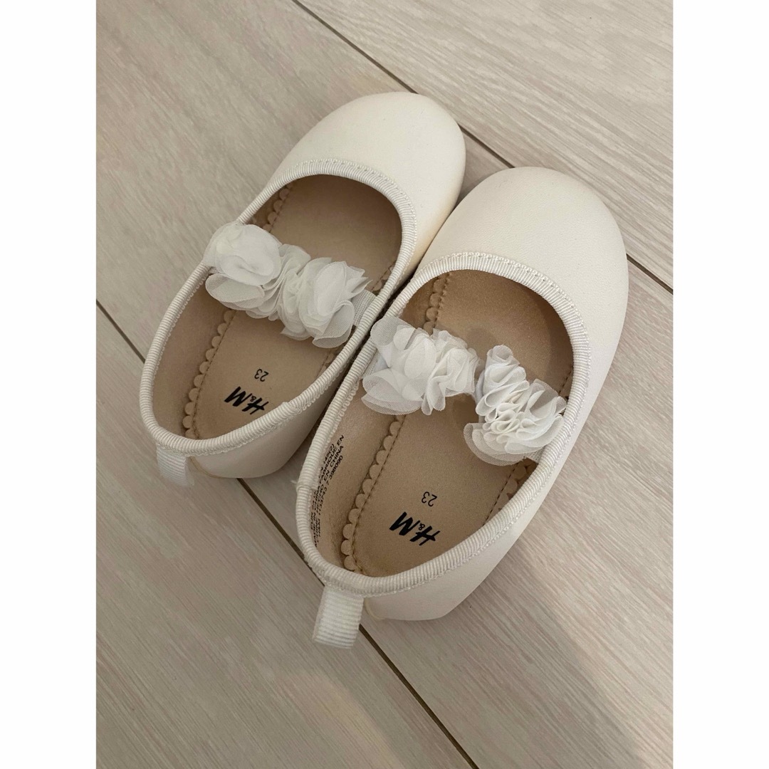 H&M(エイチアンドエム)の子供　キッズ　靴 キッズ/ベビー/マタニティのベビー靴/シューズ(~14cm)(その他)の商品写真