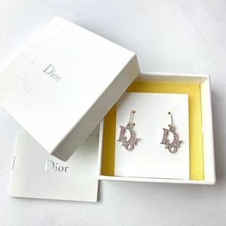 Christian Dior ピアス　14K ゴールド　ギフト　プレゼントディオール