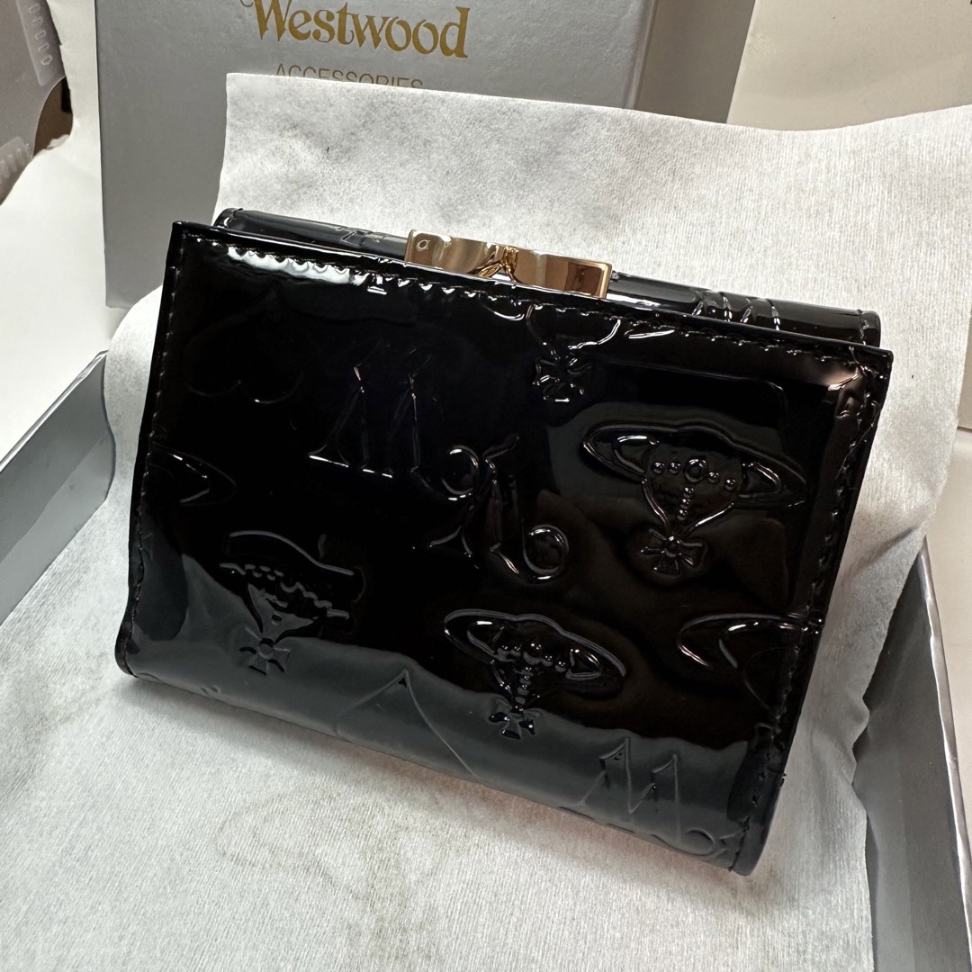 一期一会Vivienne【新品未使用】Vivienne Westwood 折り財布 エナメル ブラック黒