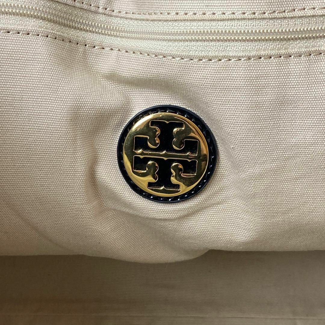 Tory Burch(トリーバーチ)の美品 トリーバーチ TORY BURCH トートバッグ エナメル ナイロン レディースのバッグ(トートバッグ)の商品写真