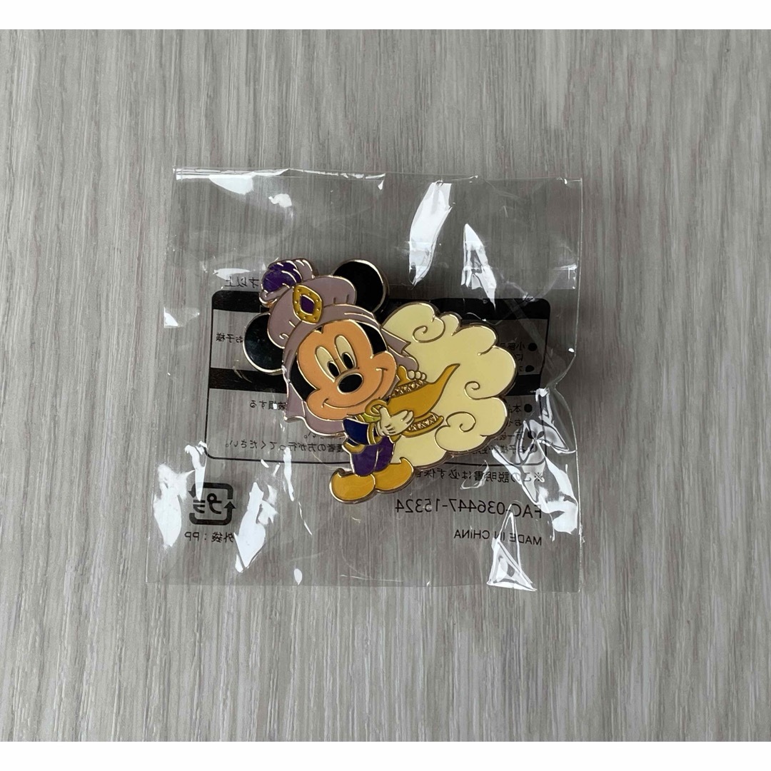 Disney(ディズニー)のディズニー　ピンバッジ エンタメ/ホビーのアニメグッズ(バッジ/ピンバッジ)の商品写真