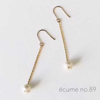 在庫1点【no.89】揺らめくコットンパールピアス(ピアス)