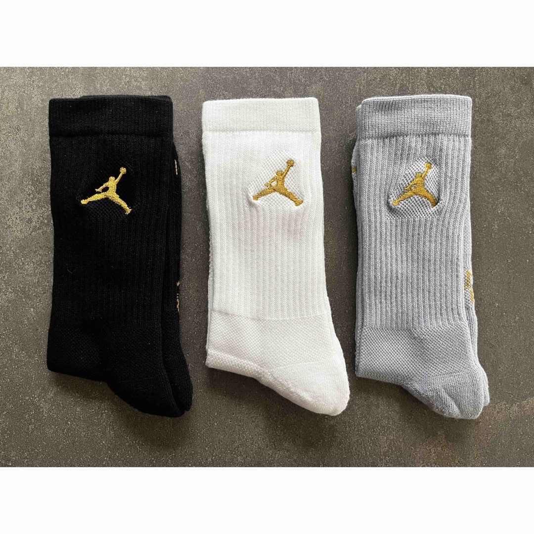 Jordan Brand（NIKE）(ジョーダン)のJORDAN(ジョーダン) メンズ バスケットソックス ジャンプマン 3足セット スポーツ/アウトドアのスポーツ/アウトドア その他(バスケットボール)の商品写真