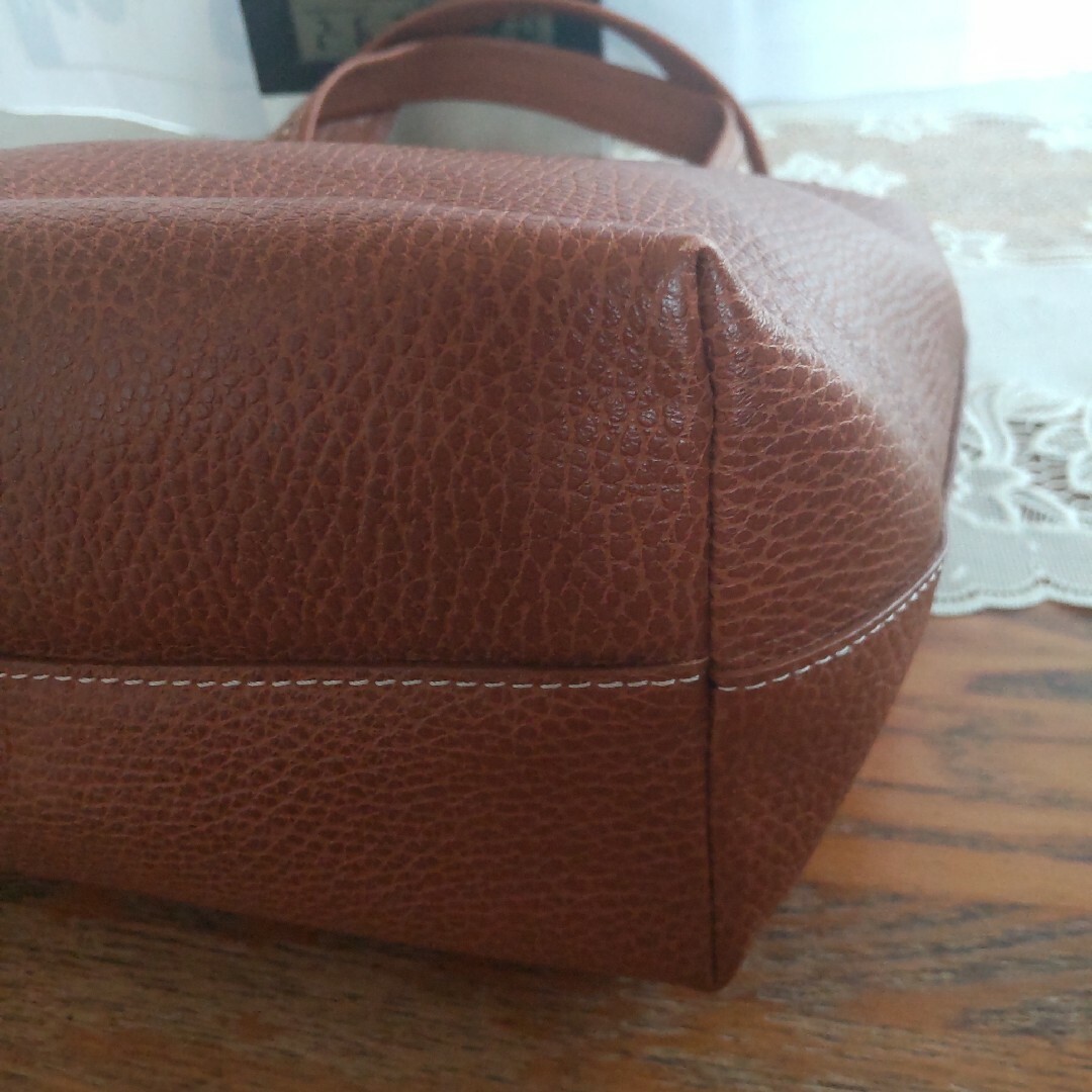 値下げ　ハンドバッグ　 レザー　 茶色 レディースのバッグ(ハンドバッグ)の商品写真
