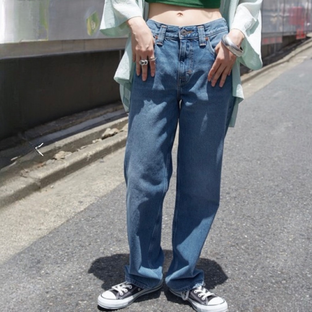 Levi's(リーバイス)のLEVIS RED リーバイス レッド LOW PRO ストレート サイズ24 レディースのパンツ(デニム/ジーンズ)の商品写真